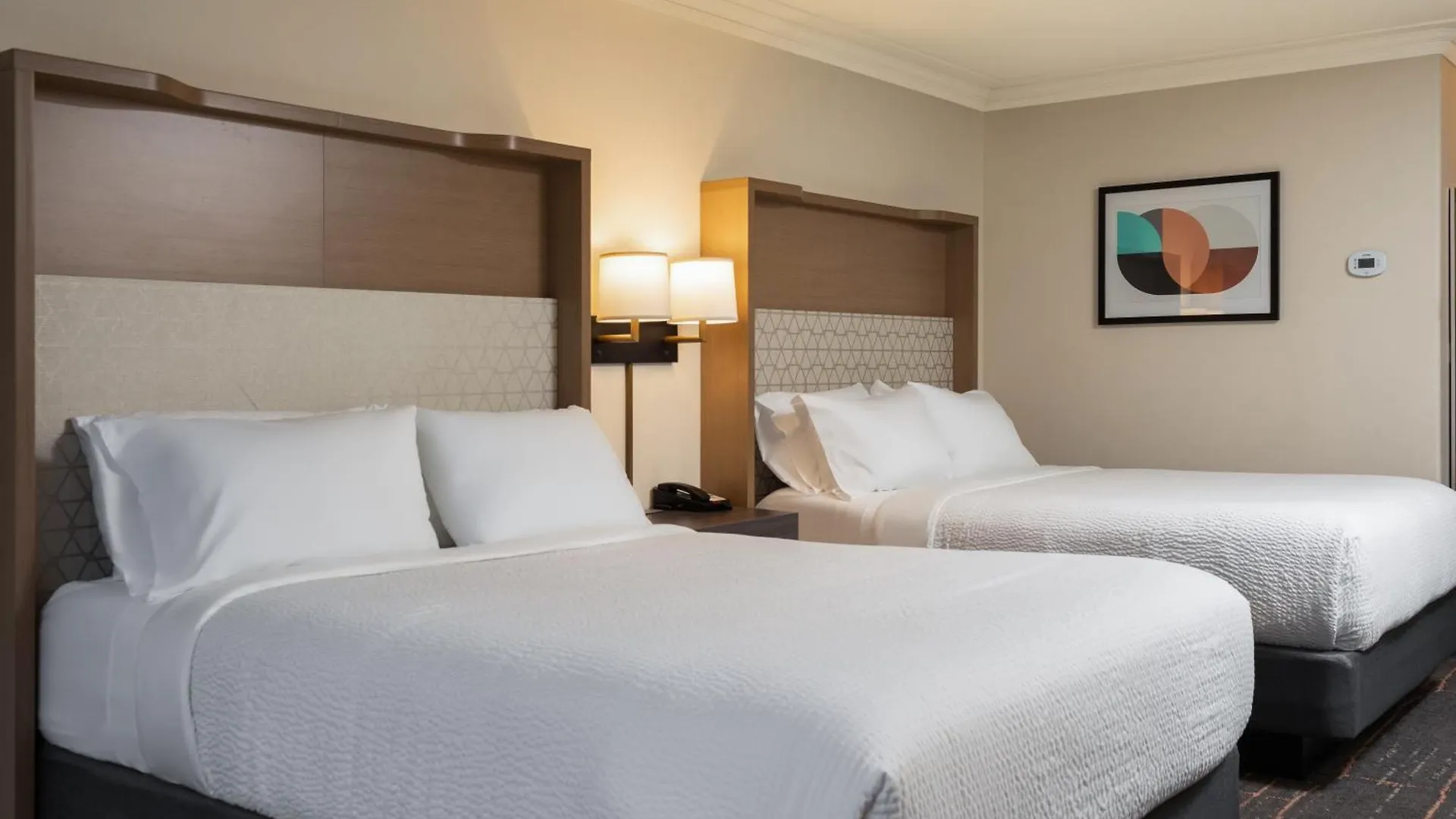 *** Hotel Holiday Inn Victoria - Elk Lake By Ihg Saanich Canada